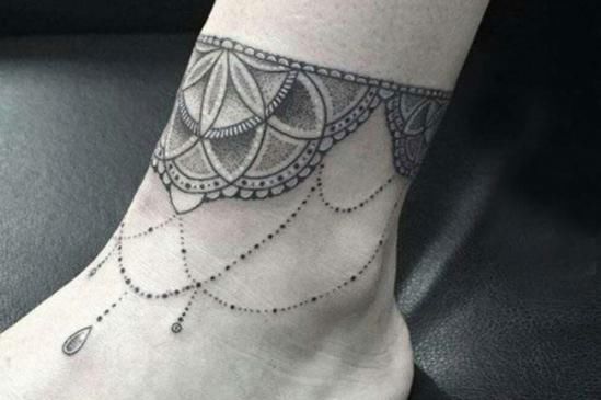 脚链纹身 融入肌肤的时髦脚链