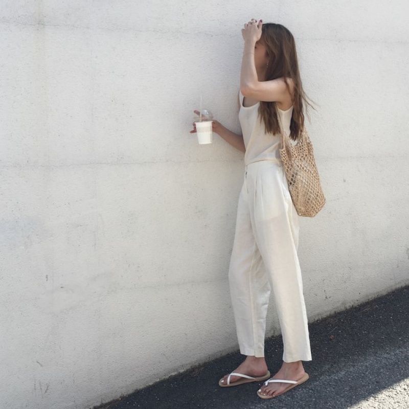 7080后女人，秋天别又傻傻穿裙!穿精致减龄“漫步裤”，才美