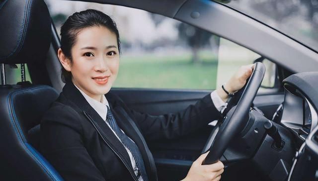  「晕车」为什么坐车的容易晕车却从不见开车的晕车？老司机给出