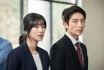 「女星」他有着半个娱乐圈女星都羡慕的身材,今片约不断,网友:王的男人