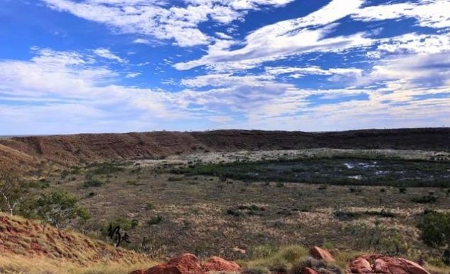 被嫌弃的免费景区：游客去了也不参观景点，直接去溪边淘金