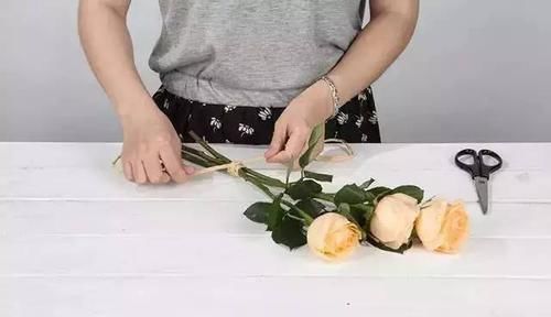  【最简单】干花制作教程：把七夕收到的鲜花美丽定格，做个干花漂流瓶