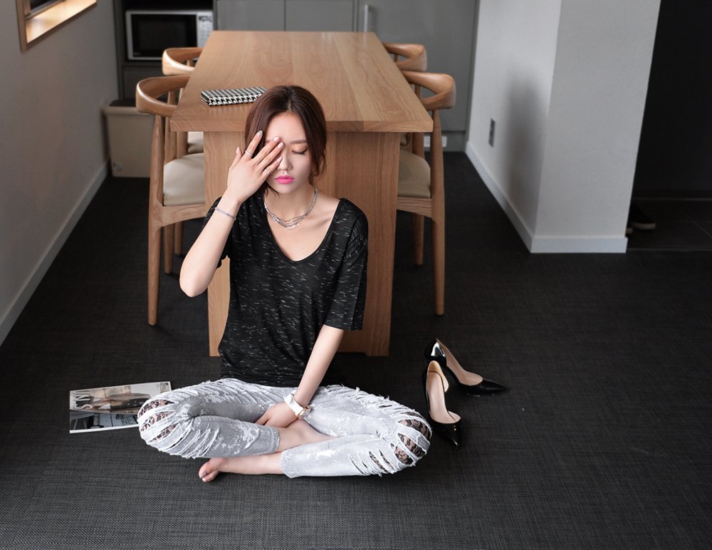 天生寡淡 没什么特别喜欢的东西 除了你