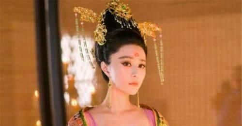  「日夜」唐玄宗日夜独宠杨贵妃，盛宠11年之久，为何没有生下一个孩子？
