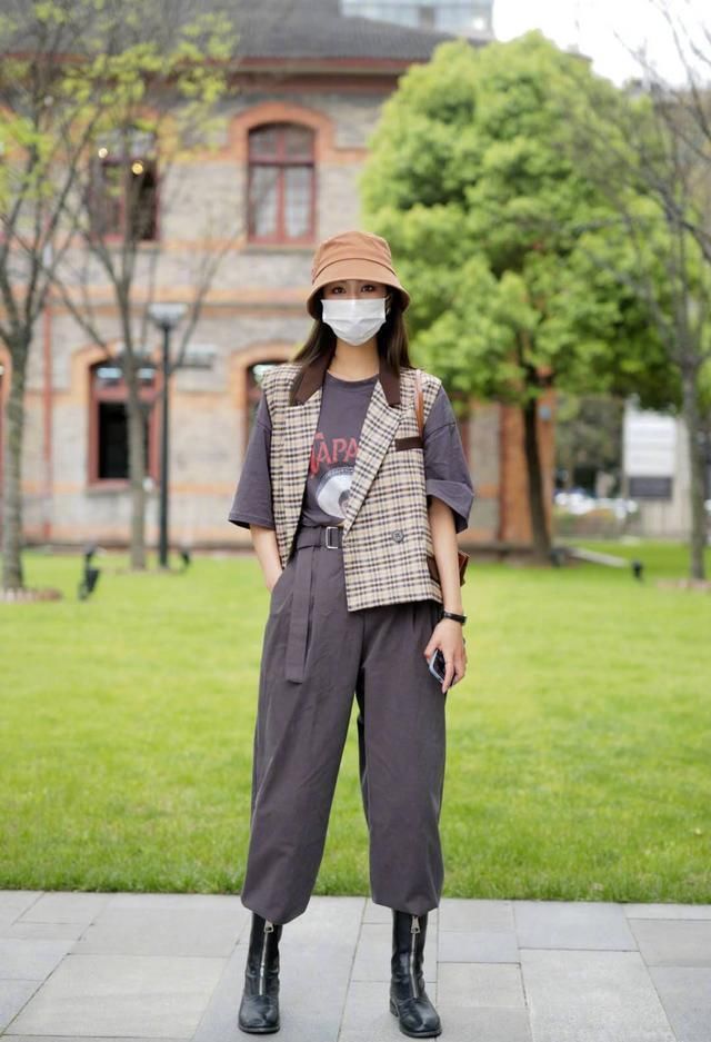  【女生】原来中国女生才最时髦，看杭州女生的街拍穿搭，我们才是真的会穿