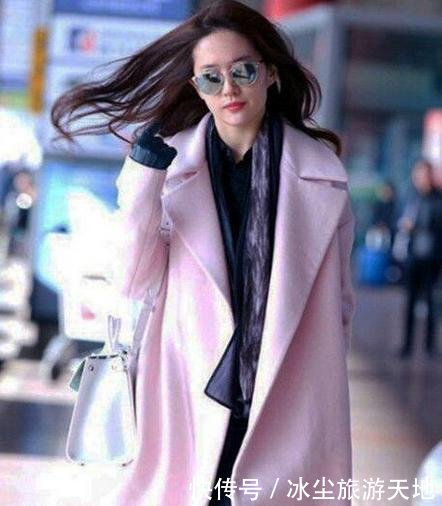 陈乔恩谢娜同框好忧桑，说好的做闺蜜，却一个似女神，一个似路人