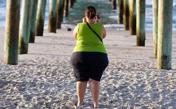 瘦到90斤这么容易!只因做了这些!腿细了，肚腩消失啦!狂速甩脂!