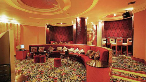 全球唯一的八星酒店:耗200亿用了22吨黄金,最贵要十万一晚