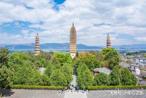大理一千年景区获国家5A级称号，大多游客却到门口拍照后离开