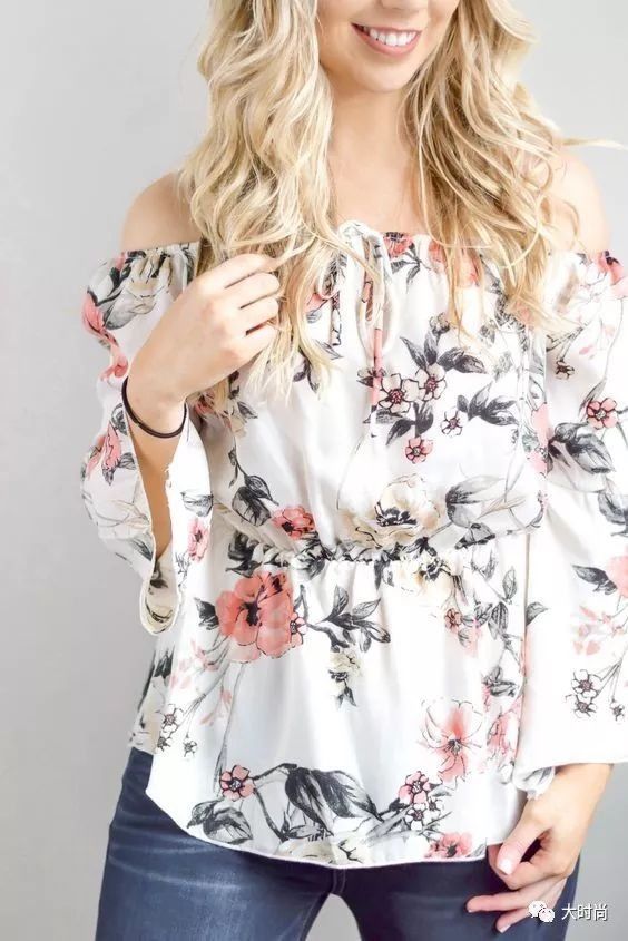 伊能静被赵雅芝“带坏”了，7000块的“奶奶衣”还能穿成18岁!