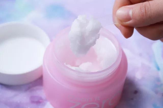 淡妆浓妆这样卸，闷痘，粉刺全没了，脸上毛孔小到看不见