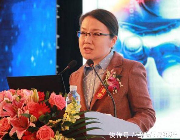 火箭军女神李莉国防大学教授,大校军衔副