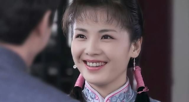 名嘴曝：某“刘姓”女星为博上位，不择手段！刘亦菲、刘涛躺枪！