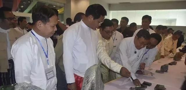 为了大金主，缅甸政府把玉石公盘举办时间都改了！