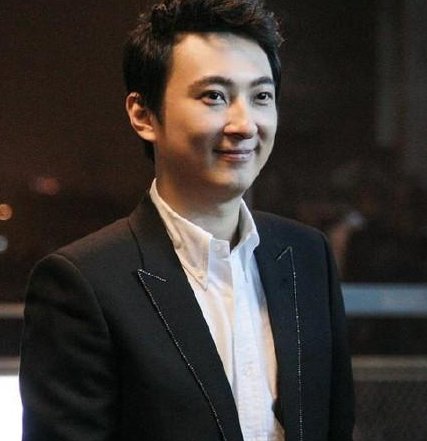 网红女殴打孕妇致其流产,网友称要王思聪来管管,王思聪真的来了