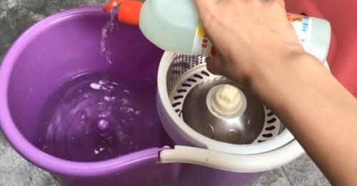  #家里#家里用84消毒液看看，84消毒液的正确用法，让家人朋友也知晓