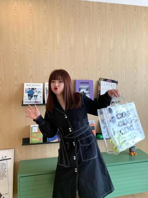 【会看起来】微胖女生可以穿出精致气质!十套春季穿搭显瘦又时尚,高级又显贵