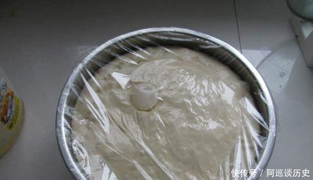 油条:油条的简单做法, 自己在家里做超简单