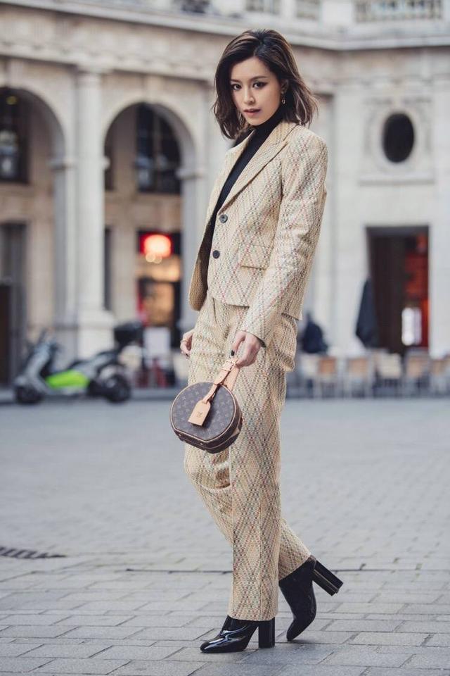 范冰冰、赵薇 惊艳时装周没想到却成了惊悚