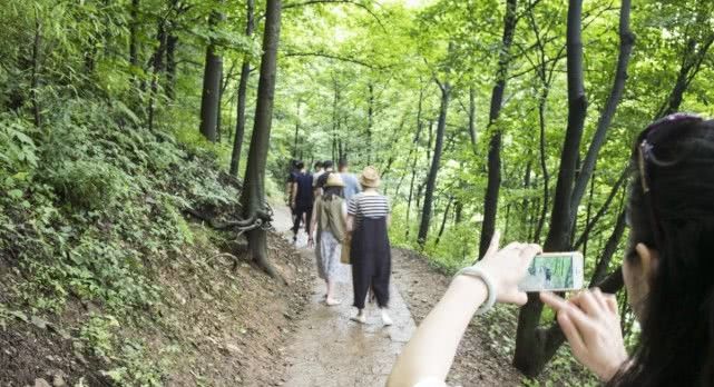 中国避暑胜地，浙江安徽各两处，安徽一处，这是八九月该去的地方