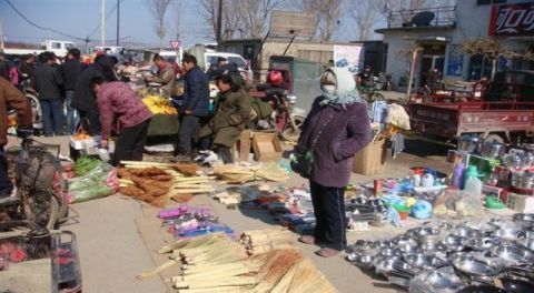  幼苗：农村大集上这三样东西看看就好,最好别买,很多农民都上过