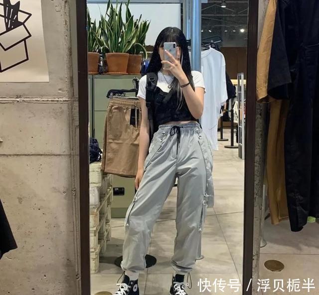 『气质』是时候穿T恤了,40套气质搭配,照着穿就很好看!
