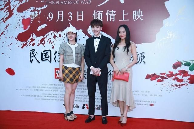 同样是20岁，林妙可不断刷新大妈底线，宋祖儿却演绎女神范儿!