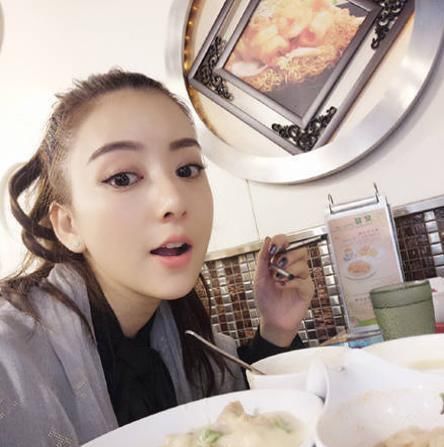 方媛被传怀二胎,辟谣方式却令人哭笑不得,难怪天王曾要英雄救美