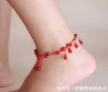 唯美精致民族风脚链的,衬托着你小脚丫白皙可爱,优雅有女人味!