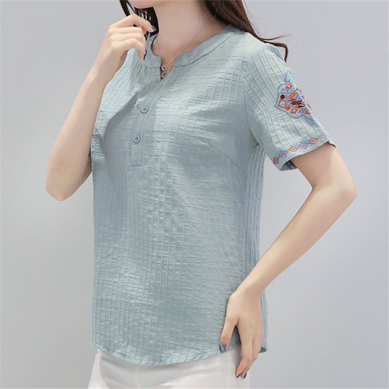 女人身材富态怎么了?看看下图的女人，个顶个性感有气质，显年轻