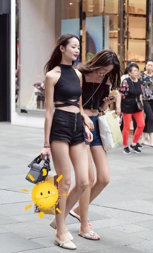 街拍:大街上的美女争芳斗艳,一起来看看!