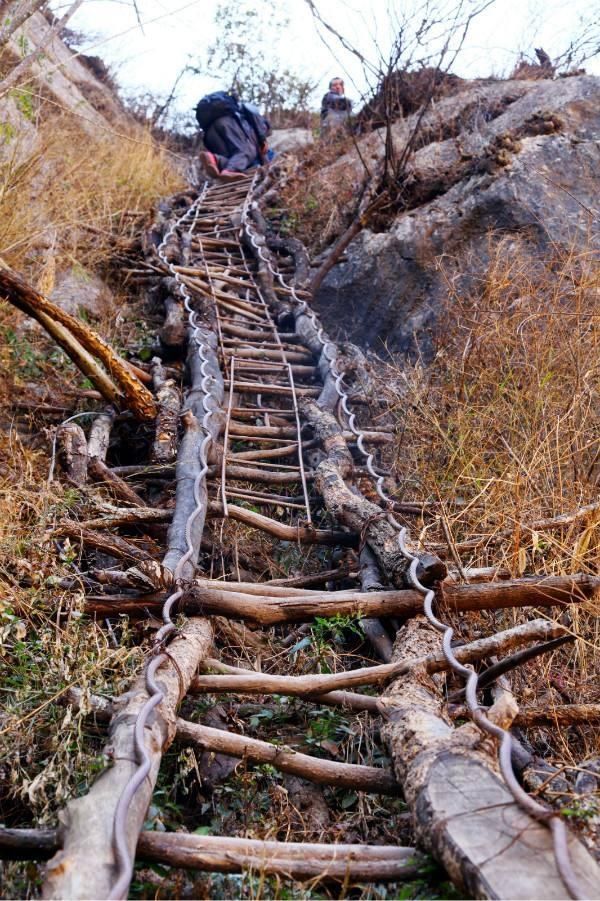 那个危险的悬崖村，外界称其受到数亿元的资助，如今怎么样了呢?