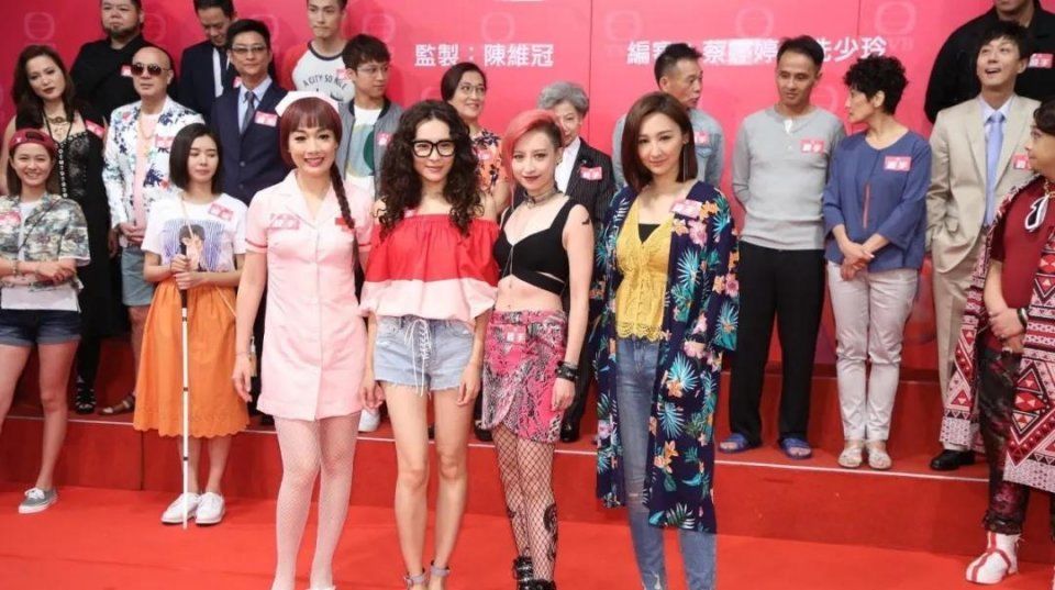 『警匪片』TVB八部警匪片安排上映，港姐冯盈盈、高海宁备受力捧，全面霸屏