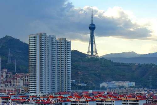 大街小巷没见过卖空调的，国内最凉爽的旅游城市！