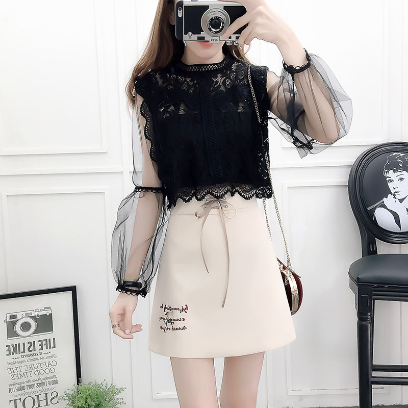 入秋后,越来越流行“小香风”,我和姐姐各囤3件,美的令人窒息