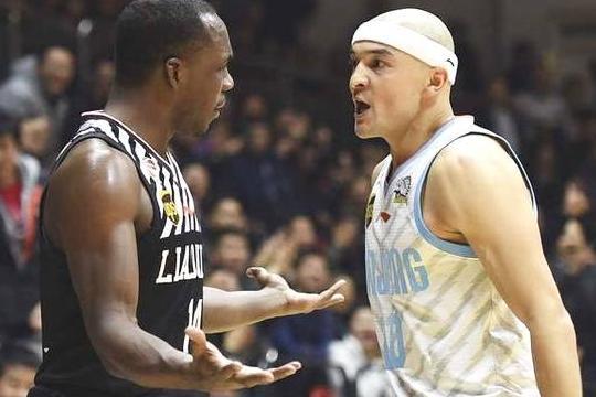 新疆队是CBA传统强队，新赛季想夺冠，就要由他们几个决定