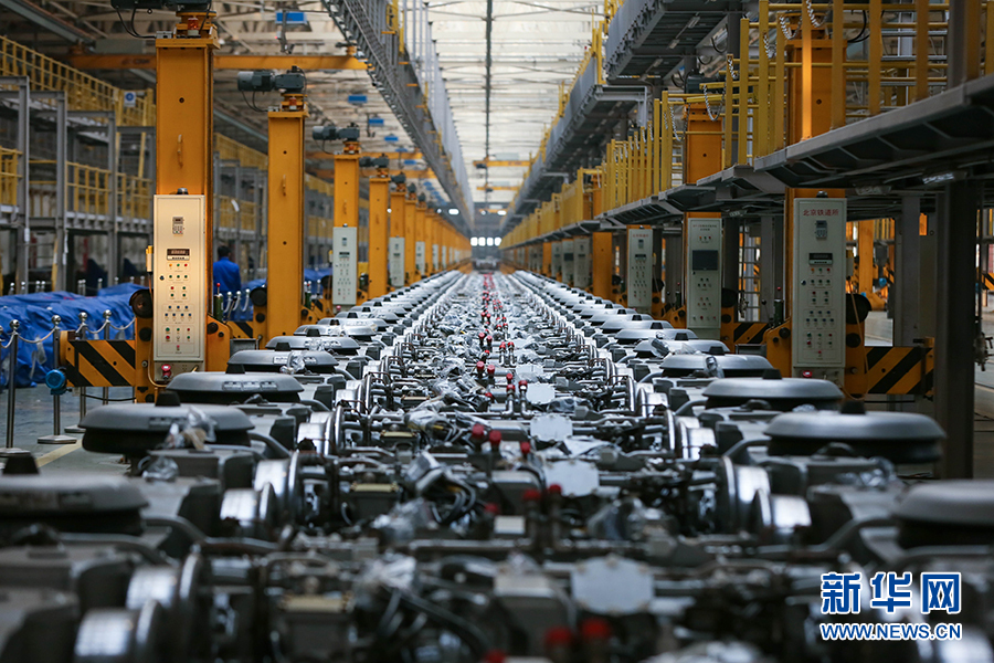 探秘高铁动车组“全科医院” 看“大夫”们如何为动车组保驾护航