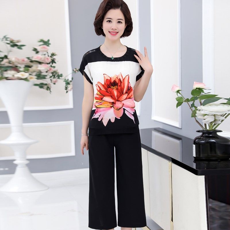 当下流行这款减龄女装，50岁老婆一口气买5件，上身年轻不敢认