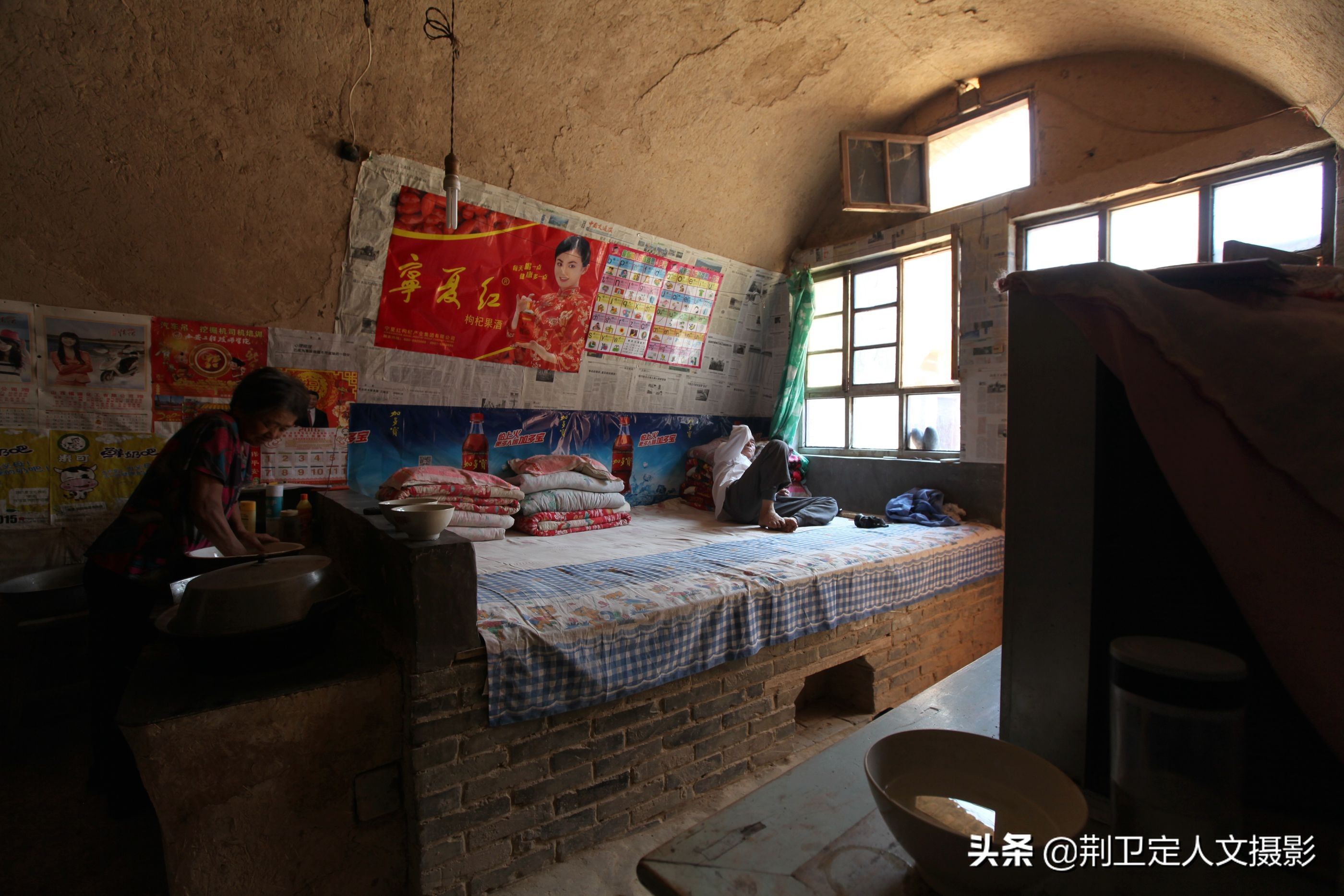 40多度高温天，实拍山西农村地坑院里人们的真实生活状态