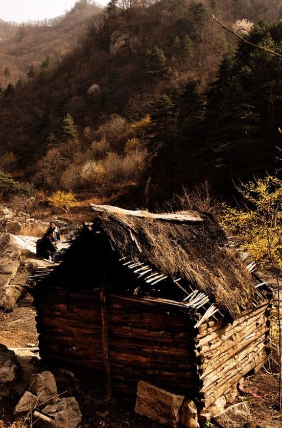河南这个遗落在深山峡谷中的村落，古朴幽静像世外仙境