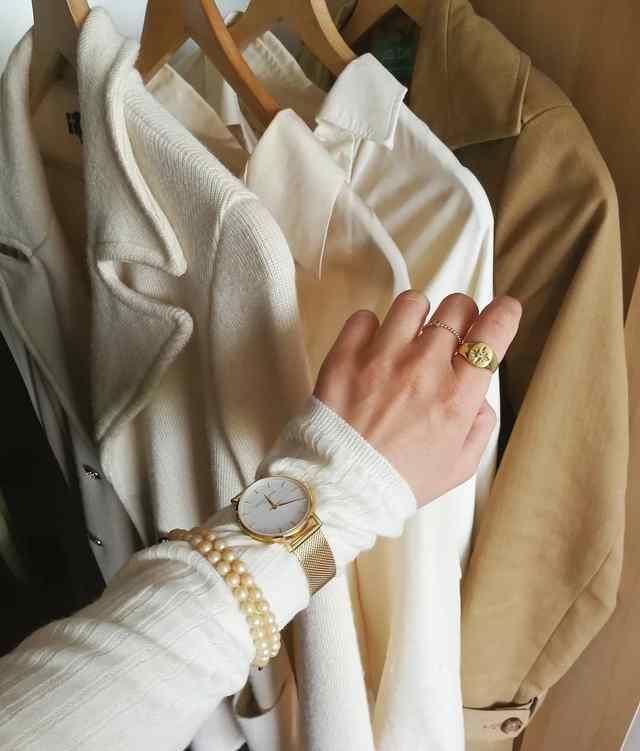  「女王」让怀旧情怀成为法式优雅象征：INS二手衣女王的搭配造型心法