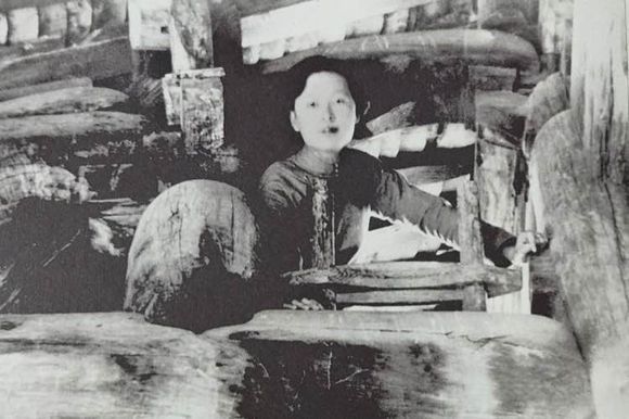  工作：林徽因35张工作照，很是珍贵！每一张都很美！