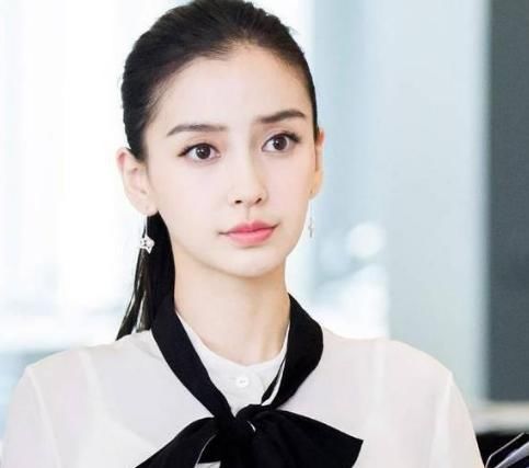  『线会』发际线高的女生,别总扎这3种发型,否则发际线会悄悄“上移”!
