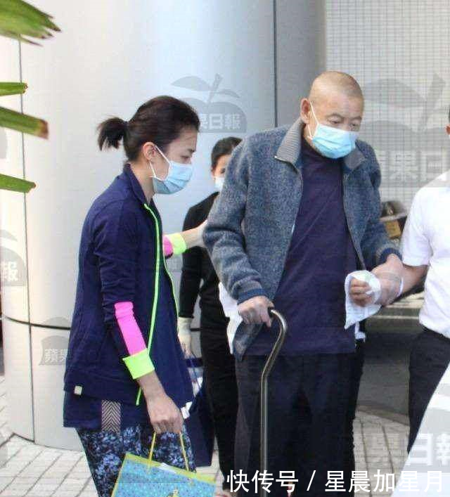 看了香港女首富甘比的搭配功力, 才知道刘銮雄为什么独宠她一人