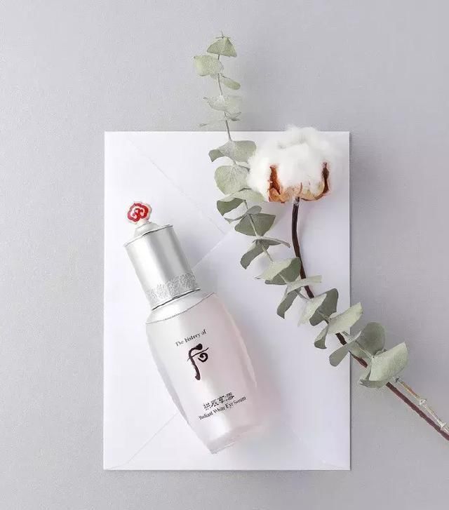  『眼霜』口碑超好的眼霜推荐：有效淡化细纹，紧致肌肤，消除黑眼圈和浮肿