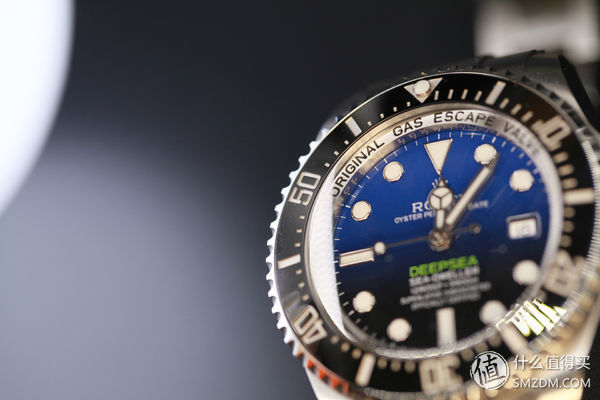 更深的蓝--劳力士Rolex D-bule渐变鬼王深潜表