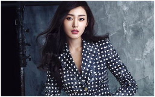 张天爱正式宣布恋情，评论区瞬间炸窝了？杨幂：发微博表示祝福！