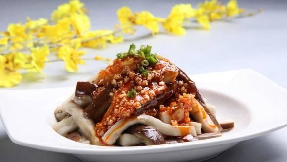  『子和螃蟹』茄子和蘑菇一起吃会中毒？和螃蟹同吃会腹泻？怎样吃茄子才健康？