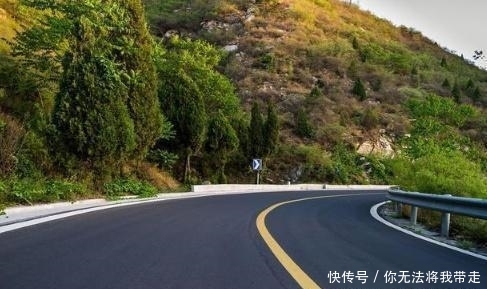  「虚线」你知道“双黄线”和“单黄线”有啥区别吗？新手司机可