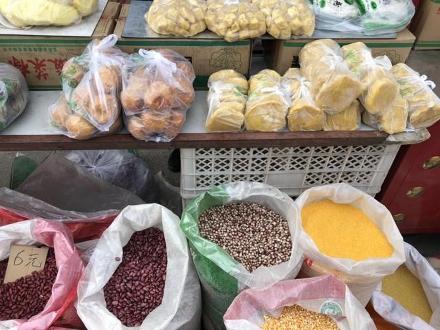 这座古城距北京2小时车程，五百米农村大集，过年特有美食很怀旧